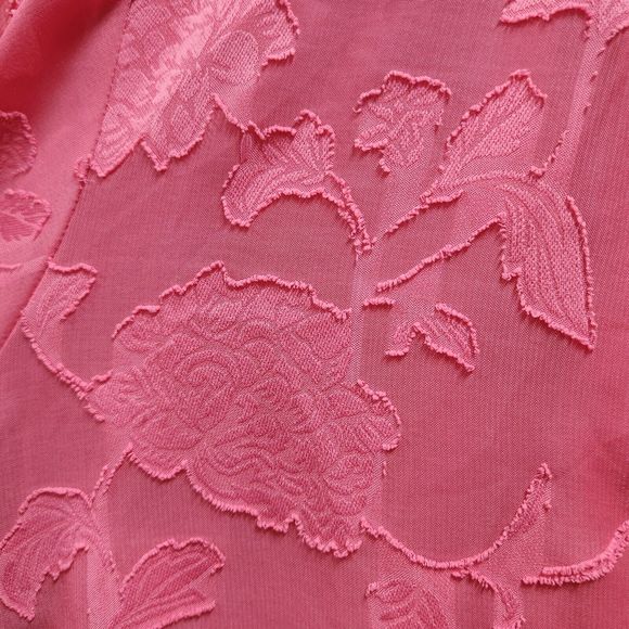 Torrid Womens Plus Clip Floral Chiffon Split Front Blouse 4X Pink Sheer - Picture 7 of 10